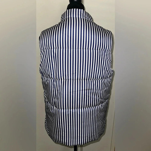 Free Assembly Women’s Oversized Striped Puffer Vest - Size M - Picture 9 of 10